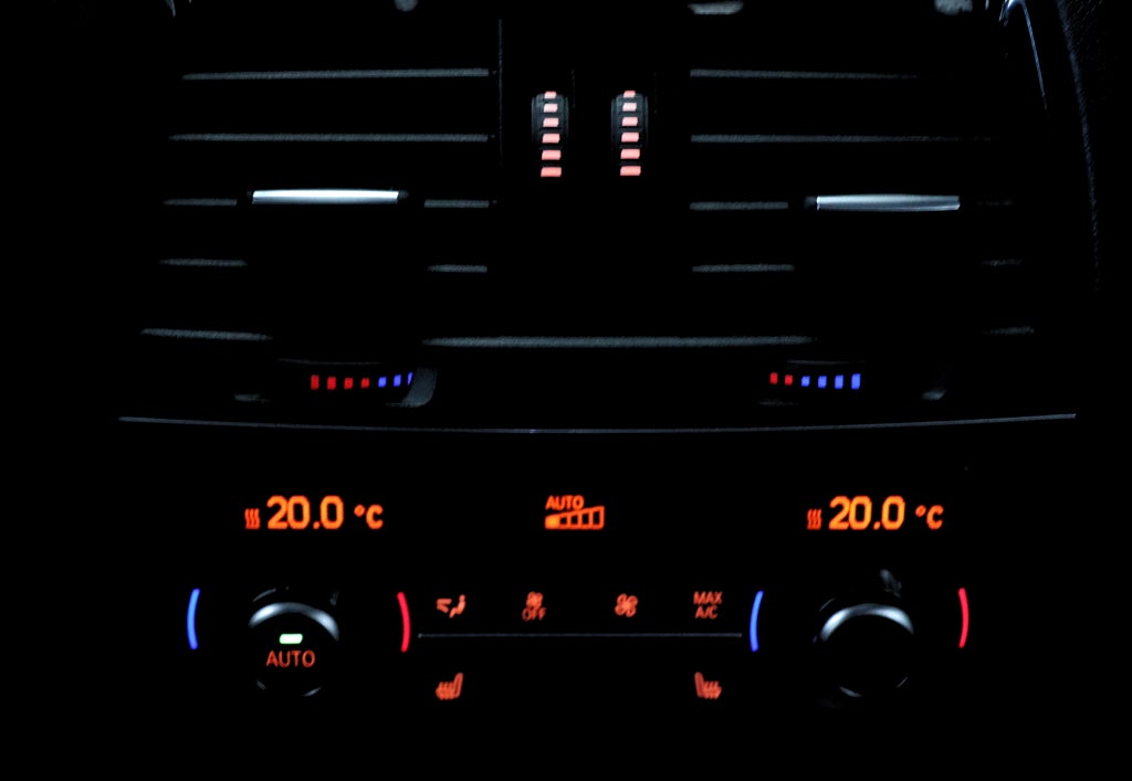 BMW X6 30d Night Vision Värmare 360° H/K Taklucka HUD Drag