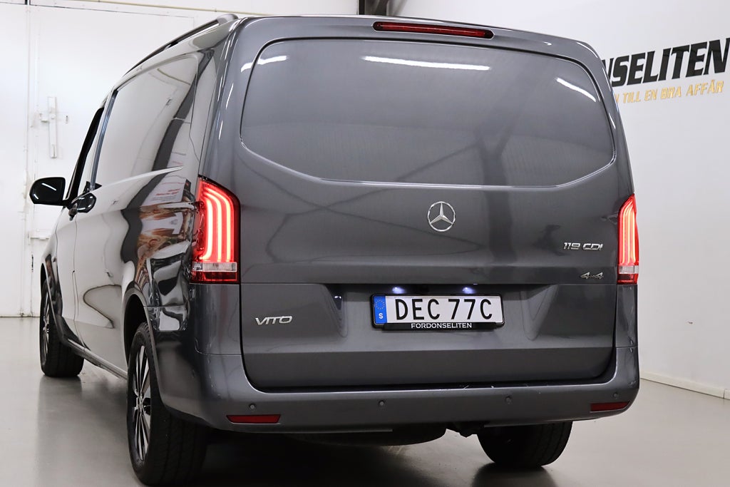 Mercedes-Benz Vito 119 CDI 4x4 3.2t Värmare B-kamera CarPlay Drag 190hk