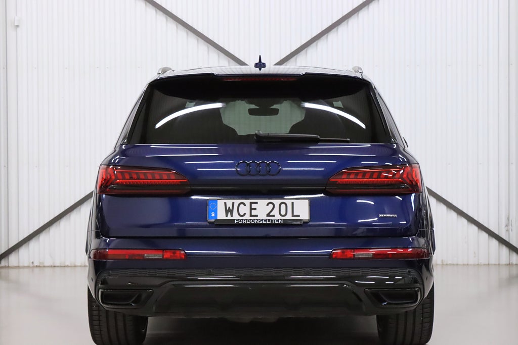 Audi Q7 60 TFSI e Competition Plus Värm 360° Matrix Luftf Drag