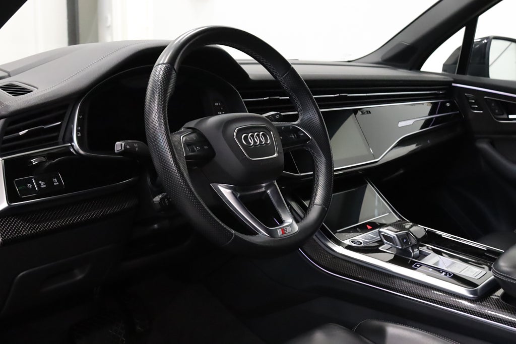 Audi Q7 60 TFSI e Competition Plus Värm 360° Matrix Luftf Drag