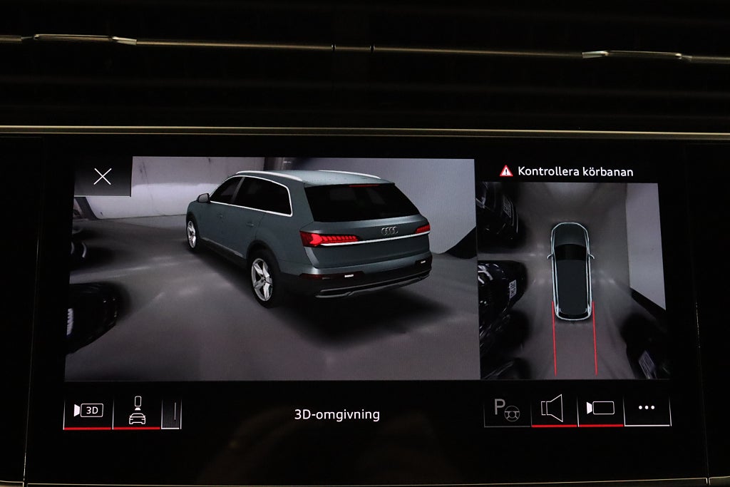 Audi Q7 60 TFSI e Competition Plus Värm 360° Matrix Luftf Drag