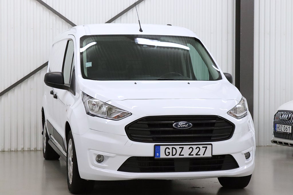 Ford transit Connect 230 1.5 Värmare B-kamera Drag CarPlay 100hk