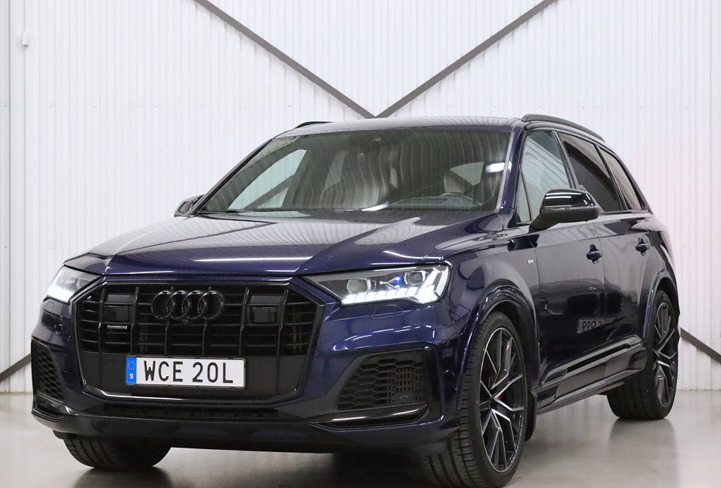 Audi Q7 60 TFSI e Competition Plus Värm 360° Matrix Luftf Drag