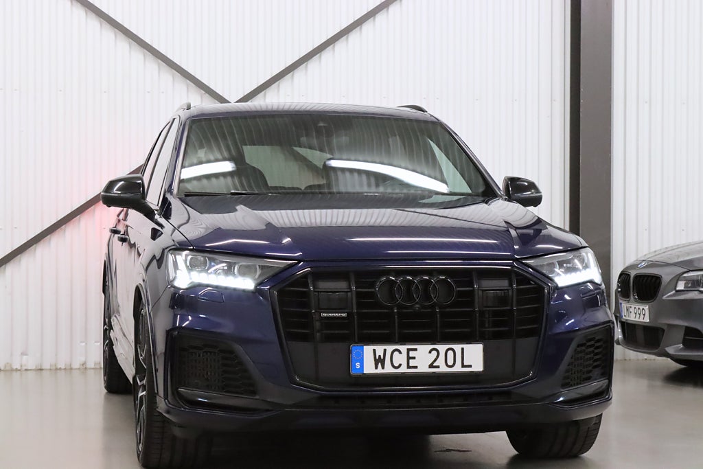 Audi Q7 60 TFSI e Competition Plus Värm 360° Matrix Luftf Drag