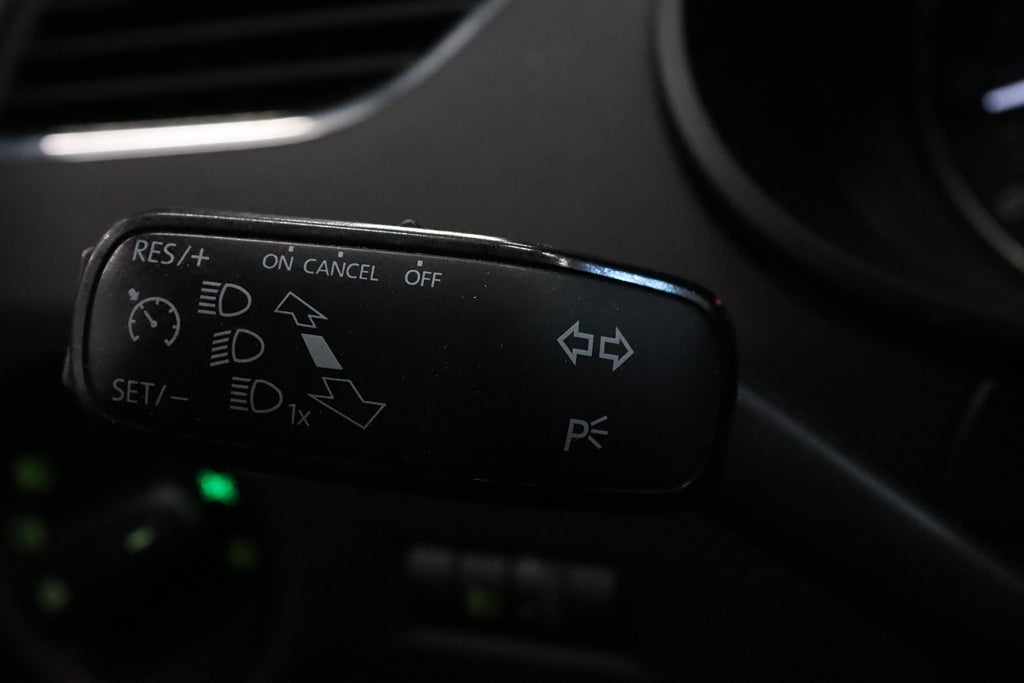 Skoda Octavia 1.8 TSI Ambition Navi B-kamera Keyless Nyservad 180hk