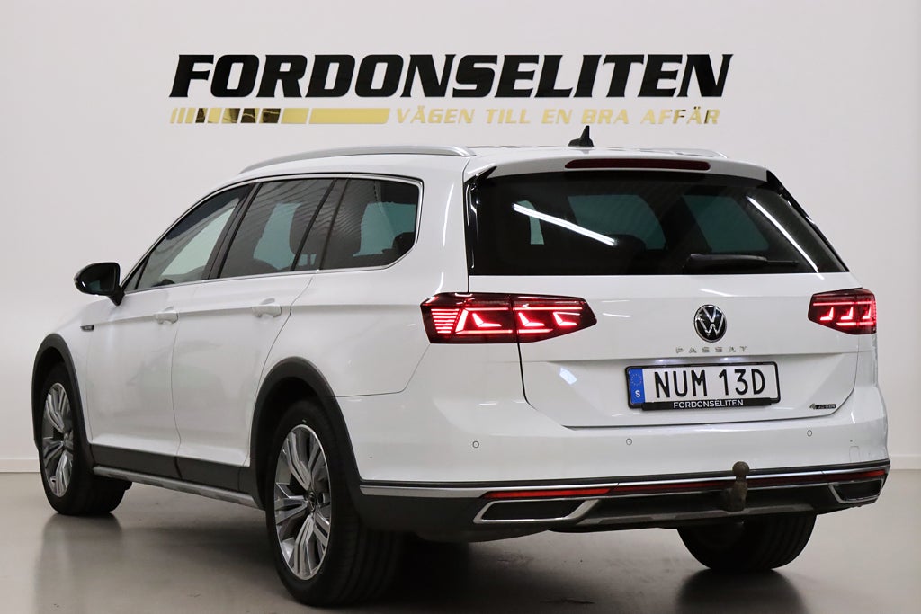 Volkswagen Passat Alltrack 2.0 TDI 4M Cockpit Värmare Navi B-kamera CarPlay 200hk