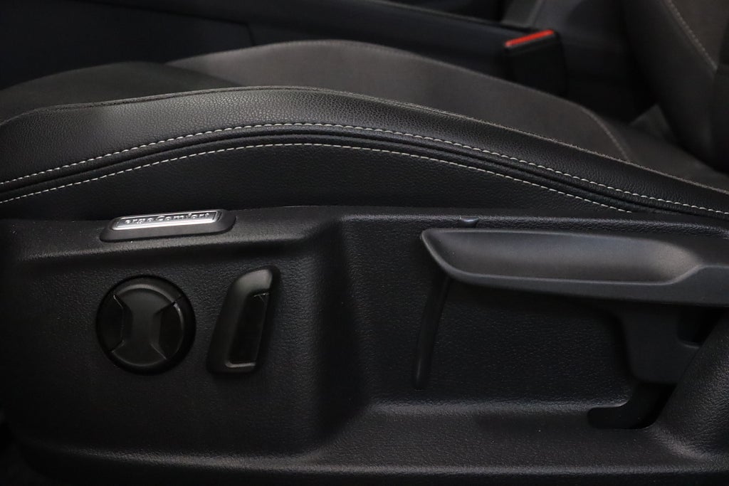 Volkswagen Passat Alltrack 2.0 TDI 4M Cockpit Värmare Navi B-kamera CarPlay 200hk