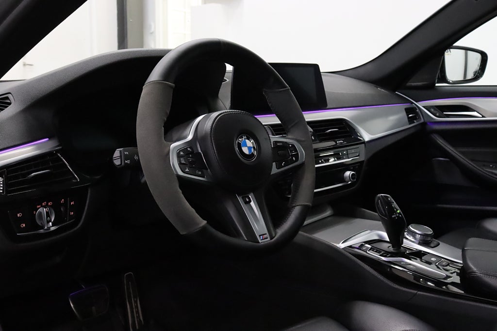BMW 530i xDrive M-Sport Innovation 360° H/K Värmare Taklucka HUD