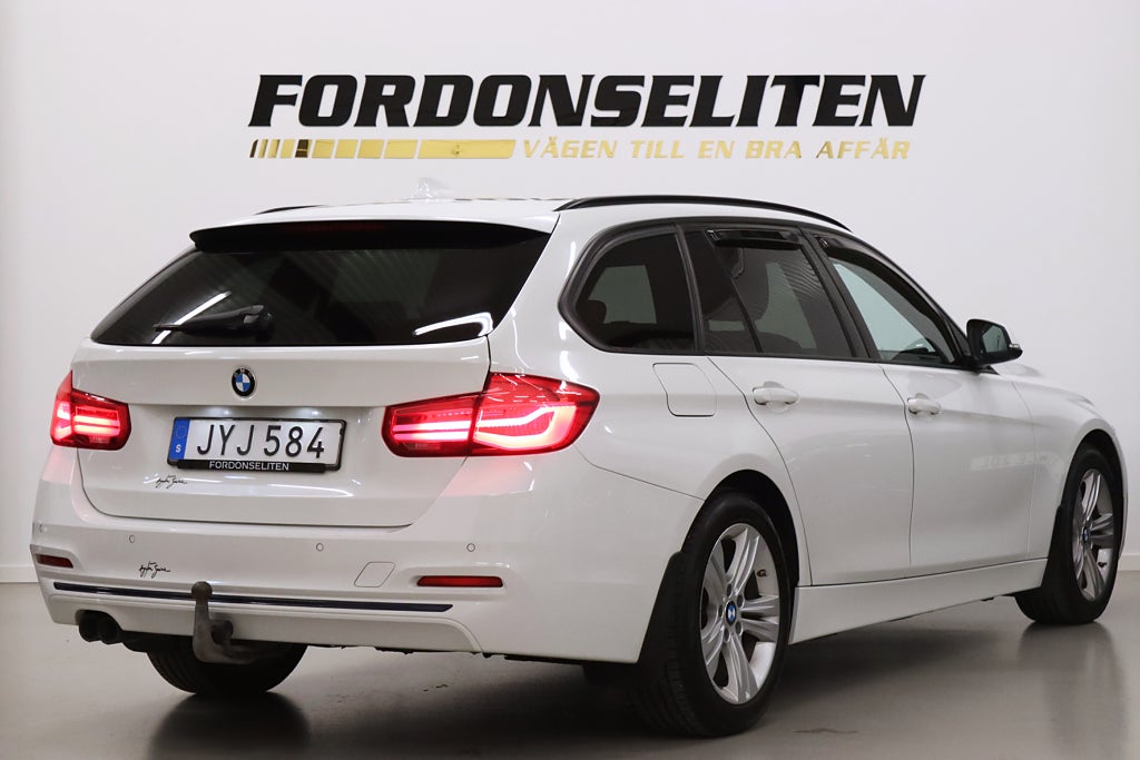 BMW 320D xDrive Sport line M&K Värmare Drag LED PDC EU6 190hk
