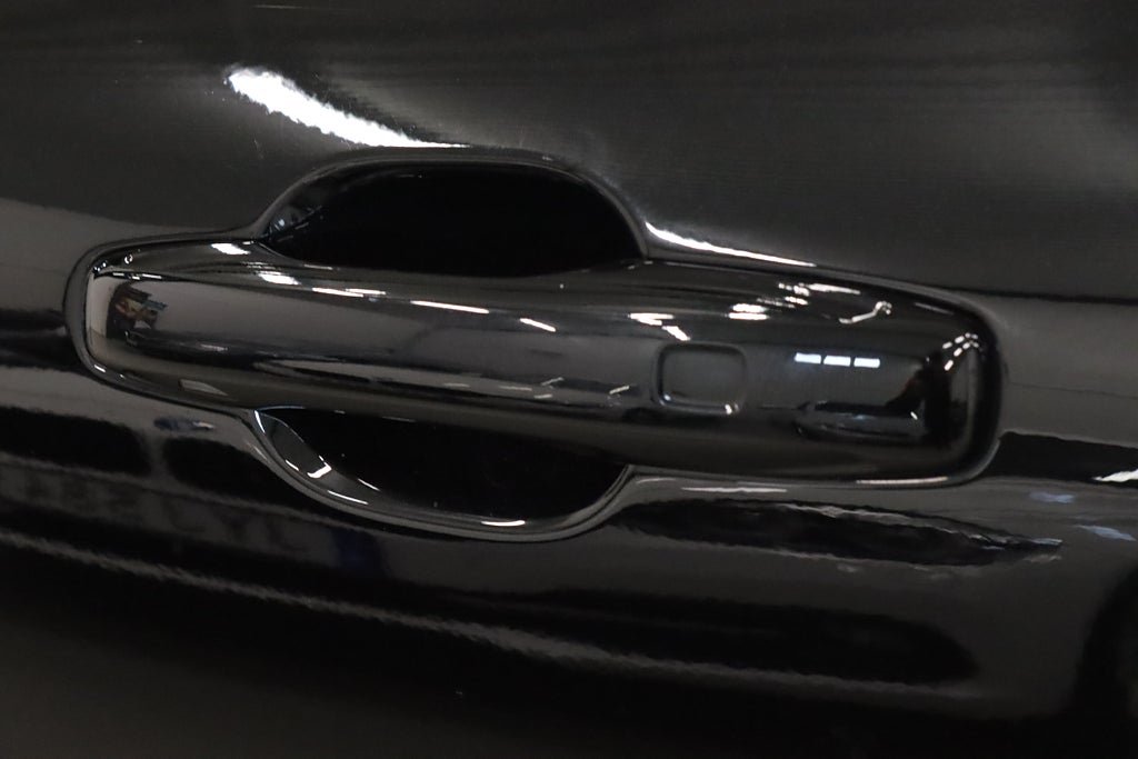 Volvo XC60 T6 AWD Ultimate Dark Pano Luftf Massage 360° H/K Drag