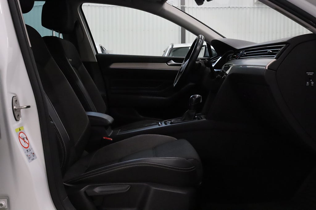 Volkswagen Passat Alltrack 2.0 TDI 4M Cockpit Värmare Navi B-kamera CarPlay 200hk